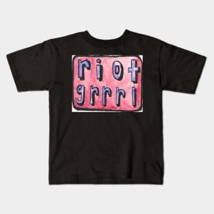 riot grrrl sticker Kids T-Shirt